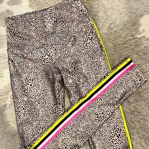 •GOLDSHEEP• 🔅Neon Spot Leggings🔅 sz XS